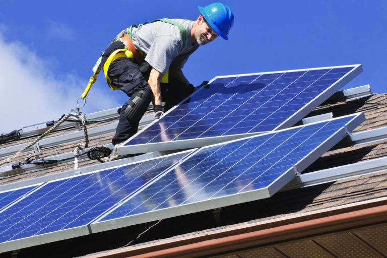 fotovoltaico Trieste pannelli solari assistenza pulizia Rebel